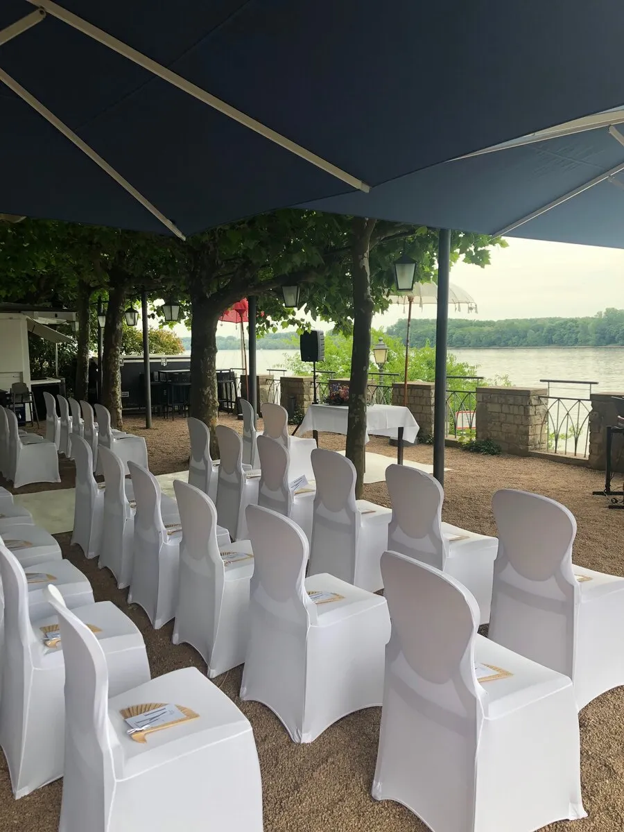 Historisches Gemäuer der Burg Crass in Eltville