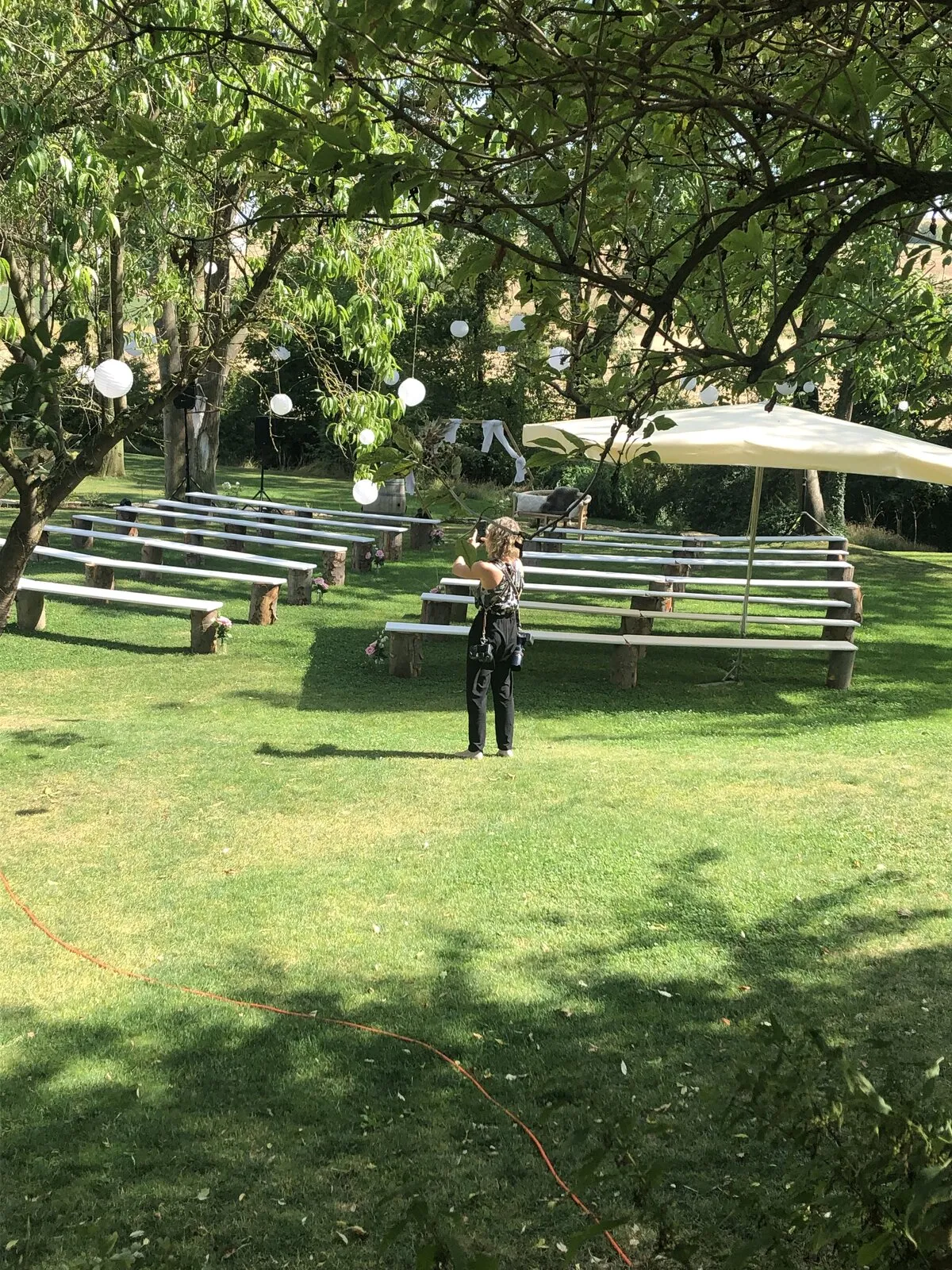 Brautpaar bei der freien Trauung in der Raumühle