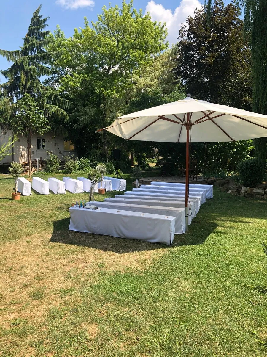 Brautpaar bei der freien Trauung in Flonheim